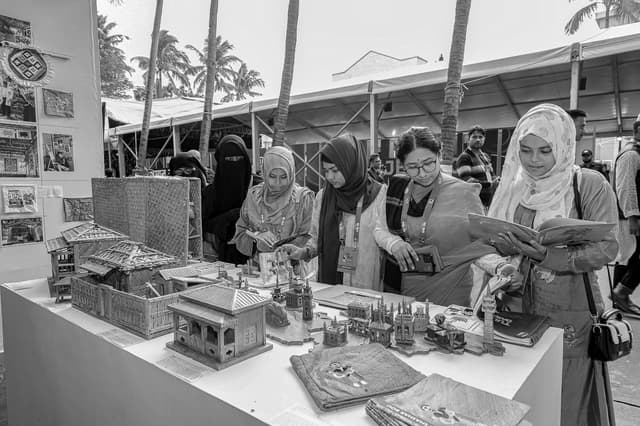 Rohingya  Cultural-3_Body_Image_RCMC_1.jpg-1